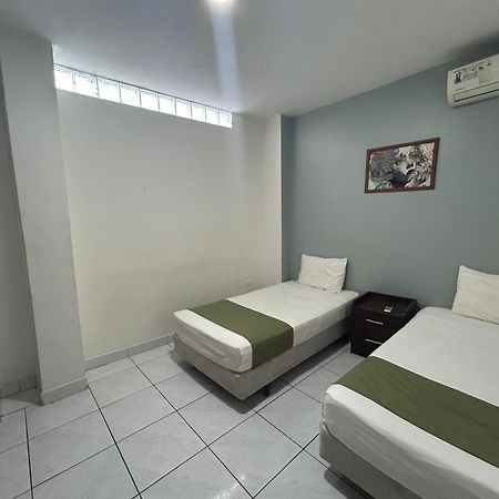 Departamentos De 2 Y 3 Habitaciones En El Centro De Manta Exteriér fotografie