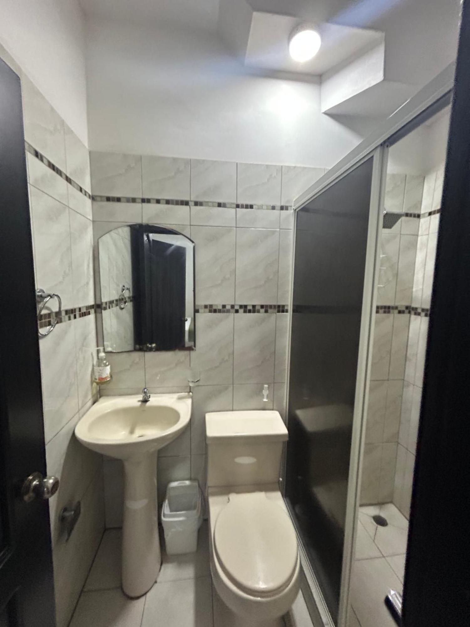 Departamentos De 2 Y 3 Habitaciones En El Centro De Manta Exteriér fotografie